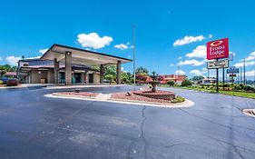 Econo Lodge Inn & Suites Huntsville University Area